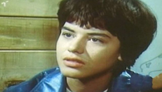 I’u përkushtua totalisht djalit të saj Gregut! Matilda Makoçi, një nga ikonat e kinematografisë tregon të pathënat: Ky është roli i vetëm që do më rikthente edhe njëherë në skenë I’u përkushtua totalisht djalit të saj Gregut! Matilda Makoçi, një nga ikonat e kinematografisë tregon të pathënat: Ky është roli i vetëm që do më rikthente edhe njëherë në skenë