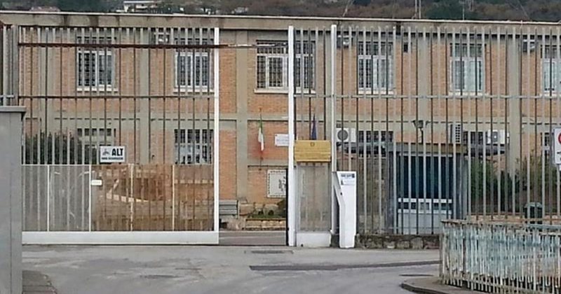 I burgosuri shqiptar i dha fund jetës në qeli! Efektivët: Ardhja e vitit të tragjik I burgosuri shqiptar i dha fund jetës në qeli! Efektivët: Ardhja e vitit të tragjik