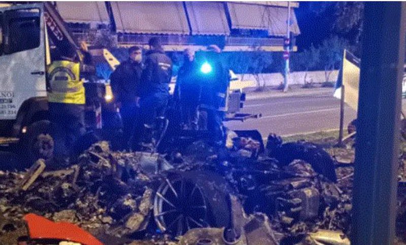 Aksident tragjik/ “Ferrari” shpërthen në flakë, humb jetën vëllai i deputetes