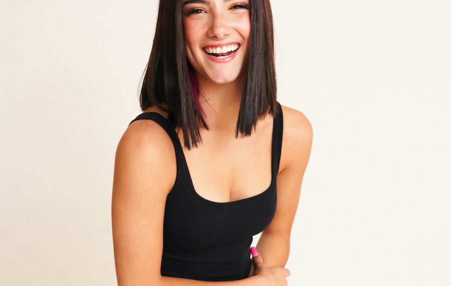 Adoleshentët milionerë, 7 të rinjtë fitojnë shuma marramendëse nga “TikTok” Adoleshentët milionerë, 7 të rinjtë fitojnë shuma marramendëse nga “TikTok”