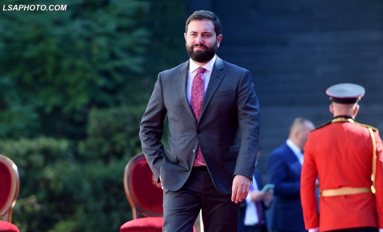 Rama emëron Endri Fugën në krye të ‘Ministrisë së Propagandës’ Rama emëron Endri Fugën në krye të ‘Ministrisë së Propagandës’