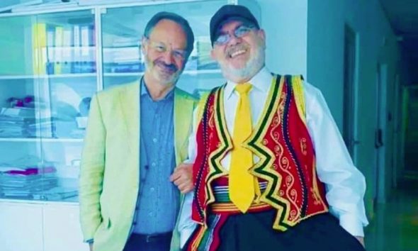 Koço Devole më thërret në parajsë: Hajde bir se vajzat këtu të vijnë vërdallë por s’ka… s*ks Koço Devole më thërret në parajsë: Hajde bir se vajzat këtu të vijnë vërdallë por s’ka… s*ks