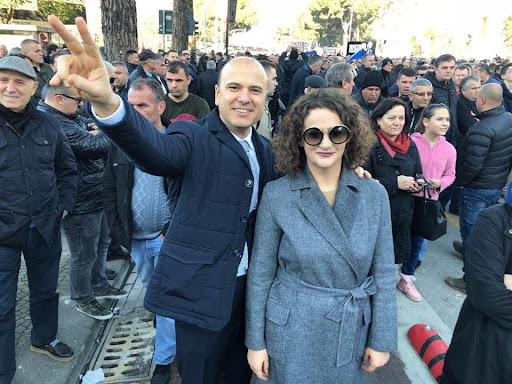 SPAK nuk i ndahet dhëndrit të Berishës, bën rekurs në Gjykatën e Lartë dhe kërkon rikthimin në burg të Jamarbër Malltezit SPAK nuk i ndahet dhëndrit të Berishës, bën rekurs në Gjykatën e Lartë dhe kërkon rikthimin në burg të Jamarbër Malltezit