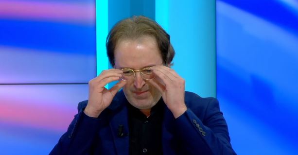 Deputeti demokrat Tomor Alizoti: PD vdiq sot, jemi shokuar Deputeti demokrat Tomor Alizoti: PD vdiq sot, jemi shokuar