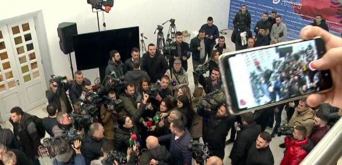 Përralla nga Luli Basha, kërkon modelin italian në Shqipëri: Nga 22 vite burg për politikanët që blejnë vota deri te kufizim në dy mandate për kryeministrin