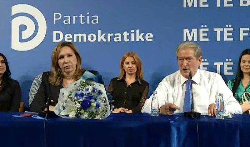 “Nuk ka LaCivita që e shpëton”! Evi Kokalari: Berishën do ta shkatërroj! Ai do dergjet në qeli, familja do zhduket nga politika