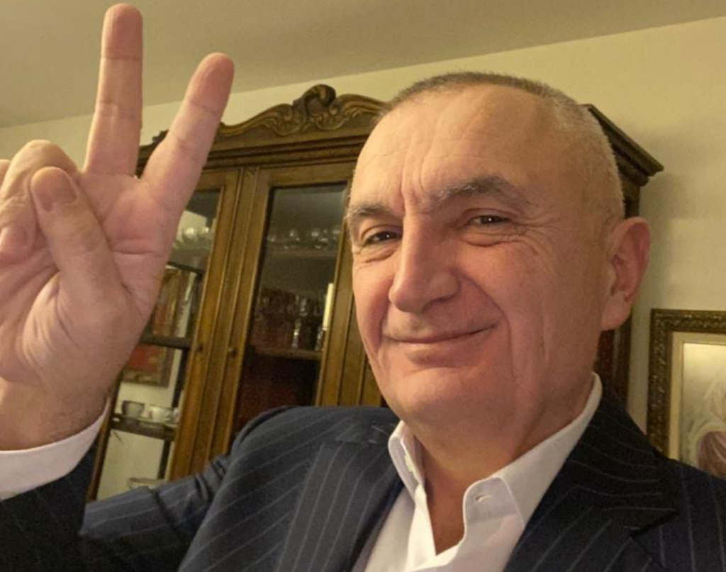 Degradon Ilir Meta, reagon për një të marrë nga Korça: Ç’të bënë kështu, o adashi im