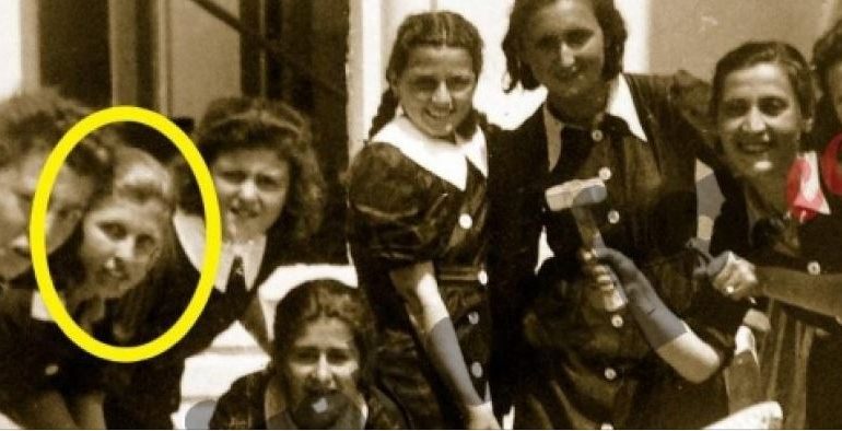 Historia e dhimbjes dhe e tmerrit! E vërteta e dashurisë mes Zaho Kokës dhe Ramize Gjebresë nga një dëshmitare ende e gjallë! Fjeta me të një natën para se ta pushkatonin partizanët Historia e dhimbjes dhe e tmerrit! E vërteta e dashurisë mes Zaho Kokës dhe Ramize Gjebresë nga një dëshmitare ende e gjallë! Fjeta me të një natën para se ta pushkatonin partizanët