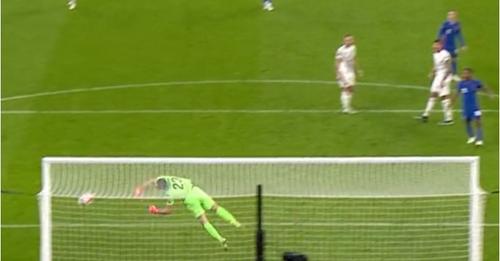 UEFA e mbyll vitin me super pritjen e Strakoshës ndaj Harry Kane (Video) UEFA e mbyll vitin me super pritjen e Strakoshës ndaj Harry Kane (Video)