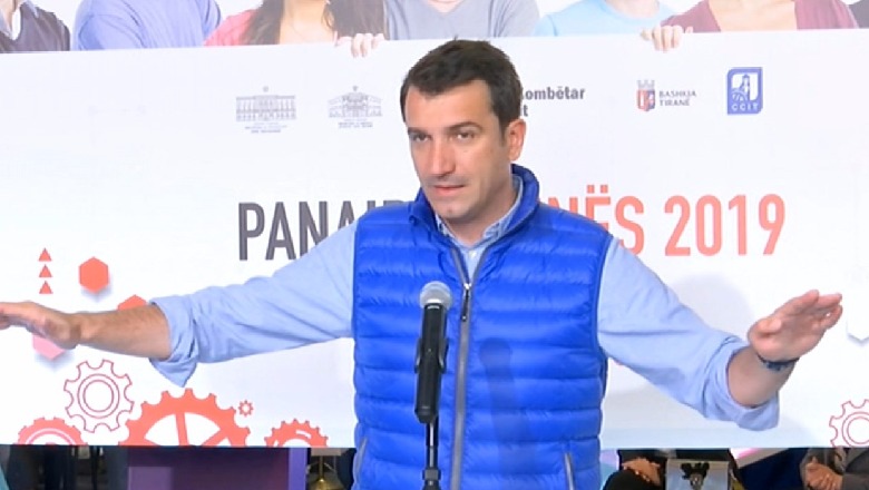 Veliaj: Më parë politika futej në çdo kantier pune, Tirana nuk ka më kthim pas, qytetit i shkon ligjshmëria, rregulli dhe disiplina Veliaj: Më parë politika futej në çdo kantier pune, Tirana nuk ka më kthim pas, qytetit i shkon ligjshmëria, rregulli dhe disiplina