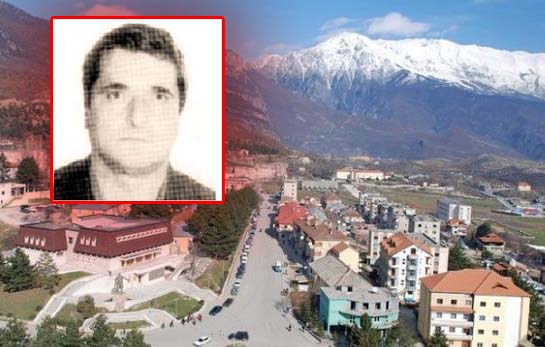 Ismet Haxhia: Incidenti me Berishën në mitingun e Tropojës në qershor ’97, podiumi u shkatërrua me kallash. Kush ia dha kasetën Haklajve Ismet Haxhia: Incidenti me Berishën në mitingun e Tropojës në qershor ’97, podiumi u shkatërrua me kallash. Kush ia dha kasetën Haklajve