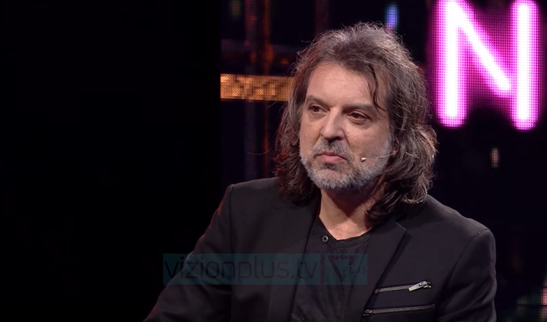 “Ja si i ngacmonin dikur vajzat”! Redon Makashi rrëfen eksperiencën e tij personale, moderatorja e emisionit mbetet pa fjalë: Tani janë femrat që të gjuajnë! “Ja si i ngacmonin dikur vajzat”! Redon Makashi rrëfen eksperiencën e tij personale, moderatorja e emisionit mbetet pa fjalë: Tani janë femrat që të gjuajnë!