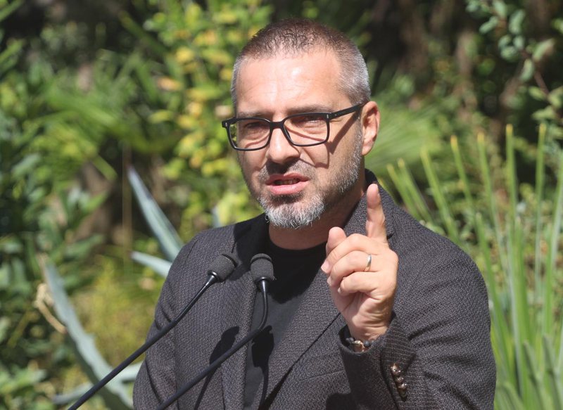 SPAK si “Klani i gështenjave”! E them me bindje çfarë do të ndodhë me Saimir Tahirin: Ai është vetëm një i dyshuar pa asnjë prove të re SPAK si “Klani i gështenjave”! E them me bindje çfarë do të ndodhë me Saimir Tahirin: Ai është vetëm një i dyshuar pa asnjë prove të re