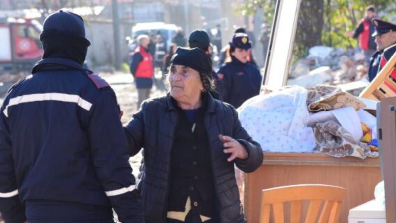 Nënë Liza përballet me Bashkinë: Mazniku i jep lajmin e mirë Nënë Liza përballet me Bashkinë: Mazniku i jep lajmin e mirë