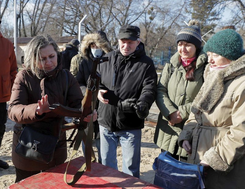 Lufta Rusi Ukrainë një tymnajë: Moska njoftojnë fillimin e tërheqjes së trupave nga kufiri… pas përfundimit të stërvitjes ushtarake