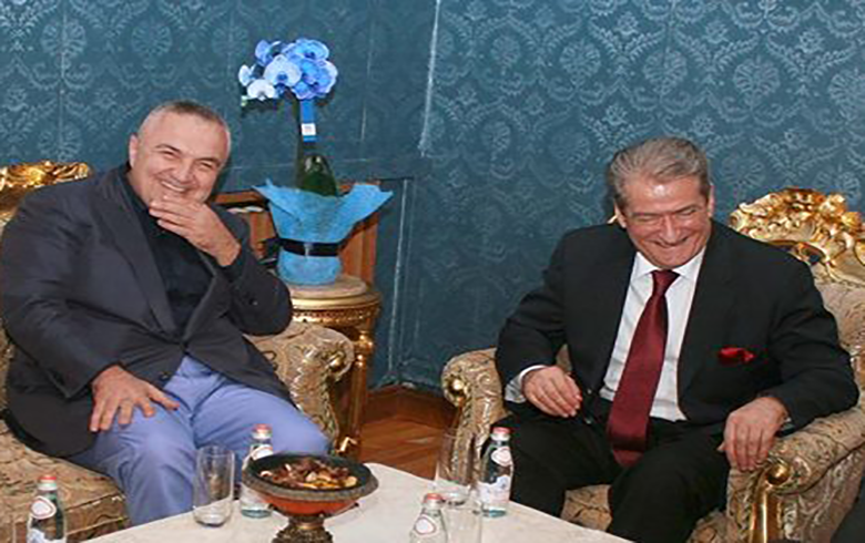 Analisti flet hapur publikisht: Shqipëria do gjejë qetësi vetëm kur të arrestohet Meta dhe Berisha! Kanë vrarë njerëz dhe i kanë groposur në Malin e Dajtit Analisti flet hapur publikisht: Shqipëria do gjejë qetësi vetëm kur të arrestohet Meta dhe Berisha! Kanë vrarë njerëz dhe i kanë groposur në Malin e Dajtit