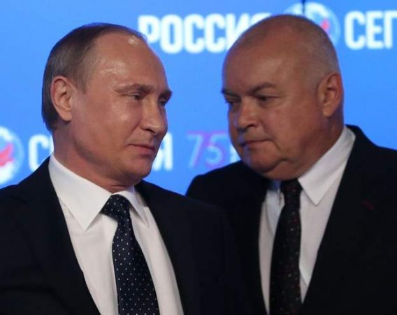 “Bota s’na duhet nëse Rusia nuk është në të”! Gazetari rus ‘kërcënon’ Perëndimin: Nuk na frikësoni, kemi fuqinë të shkatërrojmë NATO-n dhe SHBA-në