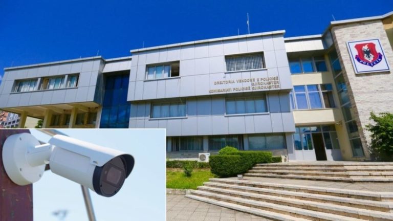 Gjirokastër, arrestohet për një konflikt, 33-vjeçari “shkatërron” dhomën e sigurisë në komisariat