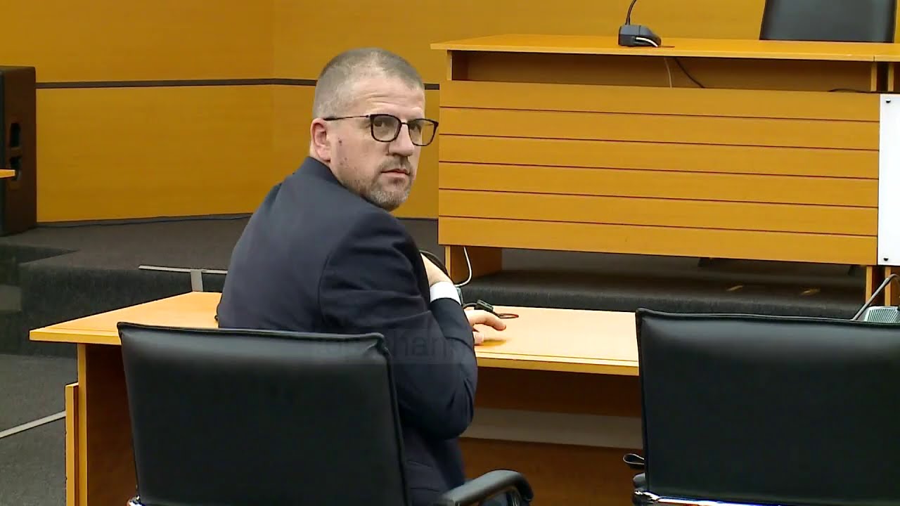 Ish prokurori i Krimeve të Rënda i shkarkuar për shpërdorim detyre nga vetingu por i padënuar bën moral për të dënuarin për shpërdorim detyre Saimir Tahirin: Tregon se kur mund të përfitoi ulje dënimi! Ish prokurori i Krimeve të Rënda i shkarkuar për shpërdorim detyre nga vetingu por i padënuar bën moral për të dënuarin për shpërdorim detyre Saimir Tahirin: Tregon se kur mund të përfitoi ulje dënimi!