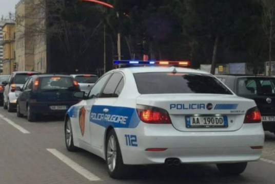 Tronditet Tirana! Të shtëna me armë zjarri, plagoset një 39-vjeçar Tronditet Tirana! Të shtëna me armë zjarri, plagoset një 39-vjeçar