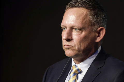 Miliarderi Peter Thiel tërhiqet nga bordi i kompanisë Meta Miliarderi Peter Thiel tërhiqet nga bordi i kompanisë Meta