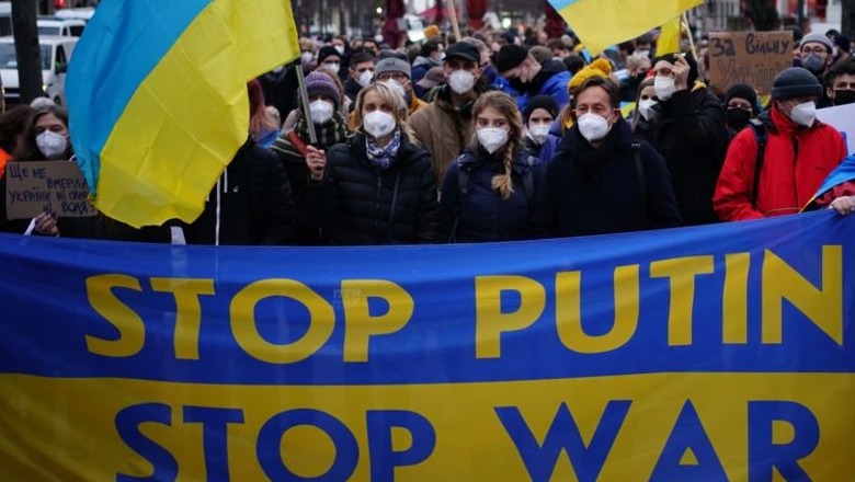 Zelensky me lot në sy del me thirrjen e rëndësishëm për qytetarët rus: Mos i ndaloni! Zelensky me lot në sy del me thirrjen e rëndësishëm për qytetarët rus: Mos i ndaloni!