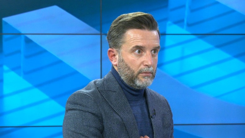 “Turp e neveri”! Shefi i Krimeve kërkon favore seksuale nga konkurrentja për police, shpërthen i revoltuar Erion Braçe: Edhe unë kërkoj të kapin… “Turp e neveri”! Shefi i Krimeve kërkon favore seksuale nga konkurrentja për police, shpërthen i revoltuar Erion Braçe: Edhe unë kërkoj të kapin…