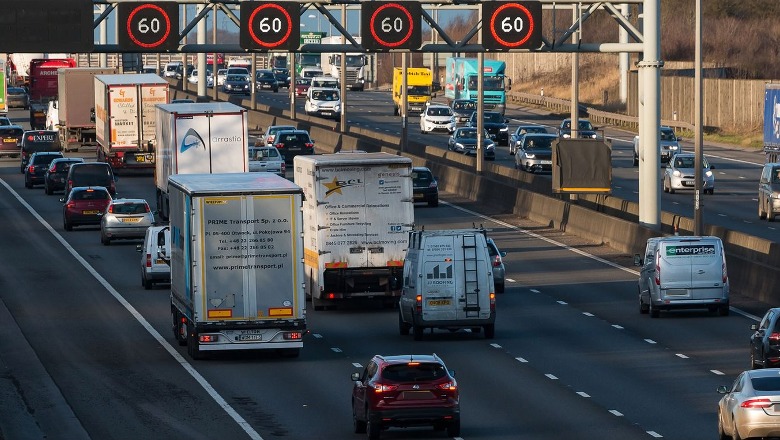 Agjencia Ndërkombëtare e Energjisë plan me 10 pika për shmangien e krizës së furnizimit me naftë: Mbajini makinat në garazh të dielave, punë nga shtëpia kur është e mundur Agjencia Ndërkombëtare e Energjisë plan me 10 pika për shmangien e krizës së furnizimit me naftë: Mbajini makinat në garazh të dielave, punë nga shtëpia kur është e mundur