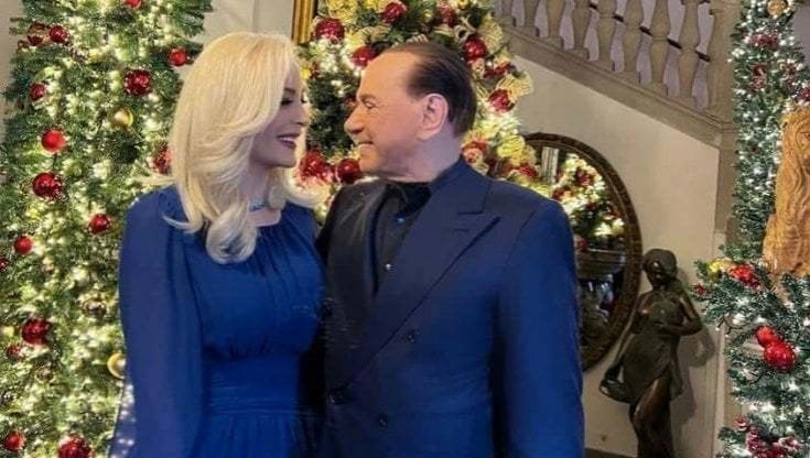 Lajmi që po zien në mediat italiane: Silvio Berlusconi… baba në moshën 86-vjeçare?! Lajmi që po zien në mediat italiane: Silvio Berlusconi… baba në moshën 86-vjeçare?!