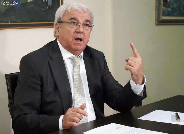 “Bëj një vizitë te doktori”! Spartak Ngjela merr komentin që nuk e priste, shpërthen keq: Do të të marr me vete