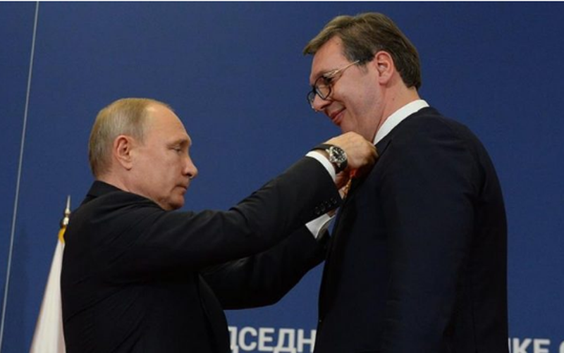 “Unë e njoh më mirë se 99% e liderëve të botës”! Vuçiç: E di se çfarë po mendon dhe planin e Putin “Unë e njoh më mirë se 99% e liderëve të botës”! Vuçiç: E di se çfarë po mendon dhe planin e Putin