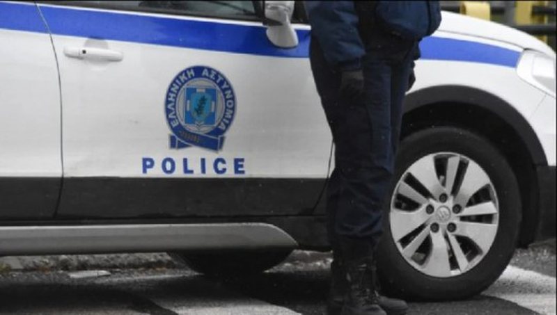 Kush është autori? Detaje të rënda dalin nga vrasja e familjes shqiptare në Greqi, 11-vjeçari gjeti 2 vëllezërit e prindërit të vdekur, tentoi t’i shpëtonte