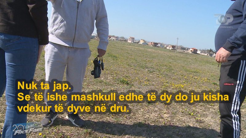 SKANDALI/ Fiksi zbuloi si groposeshin pulat e ngordhura, punonjësit kërcënojnë grupin e xhirimit: Do t’iu kisha vdekur të dyve në dru, po të…