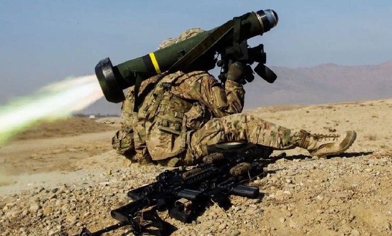 “Fjala më e fundit e teknologjisë amerikane”! Vjen tmerri i rusëve, ndër më të fuqishmet që ka parë ndonjëherë historia: Tre raketat e Perëndimit që shkatërrojnë çdo gjë që u del përpara “Fjala më e fundit e teknologjisë amerikane”! Vjen tmerri i rusëve, ndër më të fuqishmet që ka parë ndonjëherë historia: Tre raketat e Perëndimit që shkatërrojnë çdo gjë që u del përpara