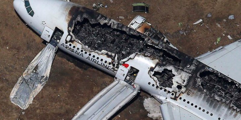 Misteri i 40 sekondave që u kthye në tragjedi: Avioni ra “me kokë” me 9.400 metra në minutë, asnjë i mbijetuar! Ekspertët zbardhin dyshimet: Ja çfarë duhet të bënte piloti