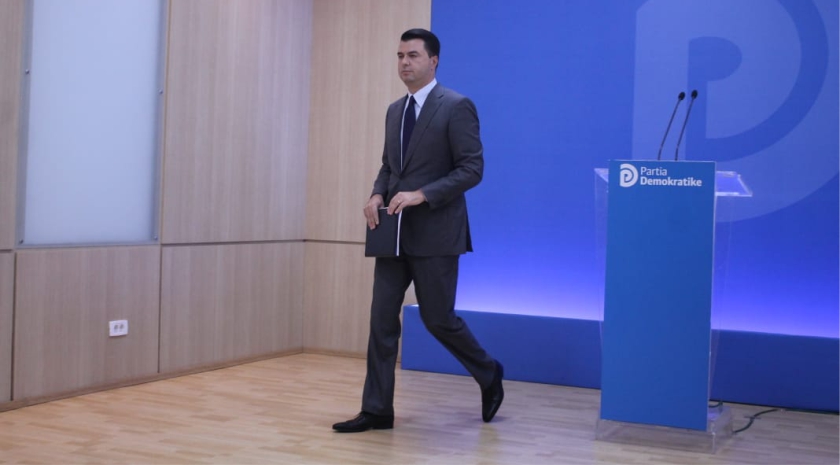 Klani Berisha revoltohet: Kjo nuk është dorëheqje, por një kur*ëllik i ulët nga Lulzim Basha