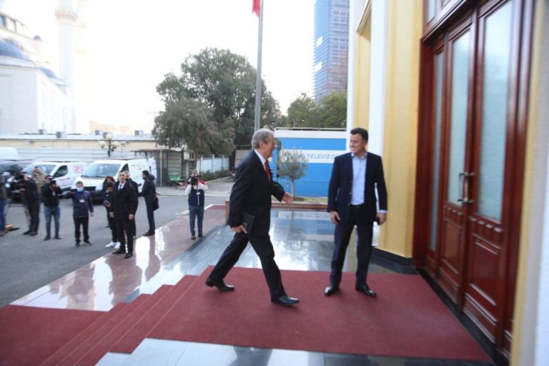 “Minat me sahat”