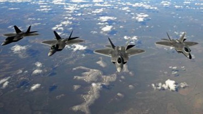 Çfarë po pretendon Putin? Rusia shtrin kërcënimin në Suedi, dy aeroplanë luftarakë me armë bërthamore shkelin hapësirën ajrore suedeze Çfarë po pretendon Putin? Rusia shtrin kërcënimin në Suedi, dy aeroplanë luftarakë me armë bërthamore shkelin hapësirën ajrore suedeze