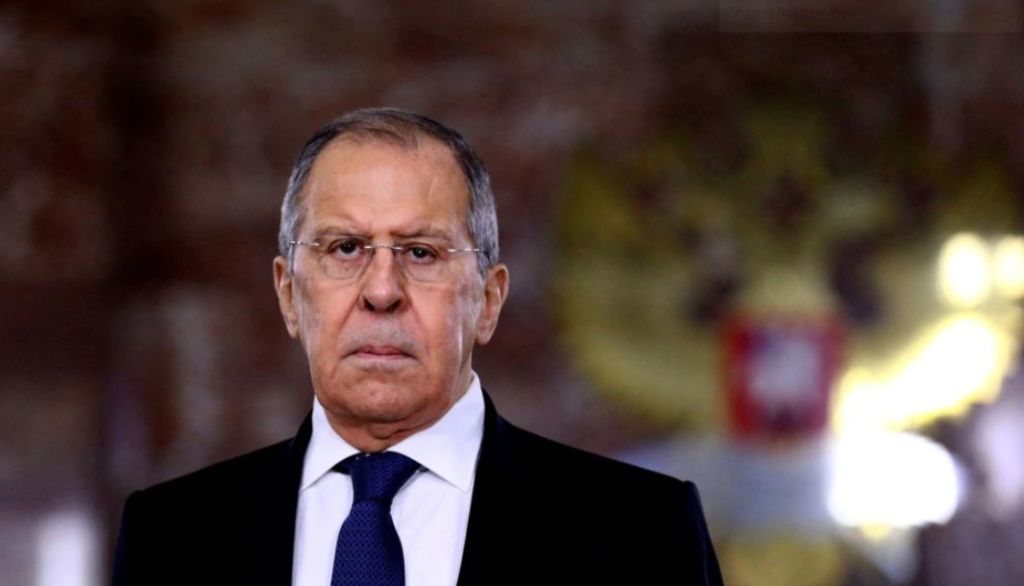 Rusia i bën thirrje BE-së: NATO të mos e furnizojë më Ukrainën me municione Rusia i bën thirrje BE-së: NATO të mos e furnizojë më Ukrainën me municione