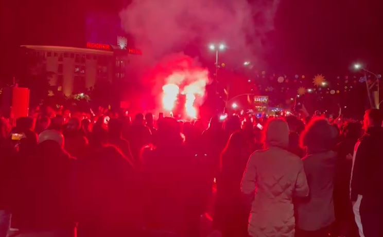 Protesta për rritjen e çmimeve, reagon Policia e Shtetit: Qytetarët të mos përfshihen në akte dhune dhe paligjshmëri, në të kundërt… Protesta për rritjen e çmimeve, reagon Policia e Shtetit: Qytetarët të mos përfshihen në akte dhune dhe paligjshmëri, në të kundërt…