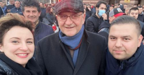 Udhëheqësit e protestave janë po aq të vjetër sa udhëheqësit e politikës Udhëheqësit e protestave janë po aq të vjetër sa udhëheqësit e politikës