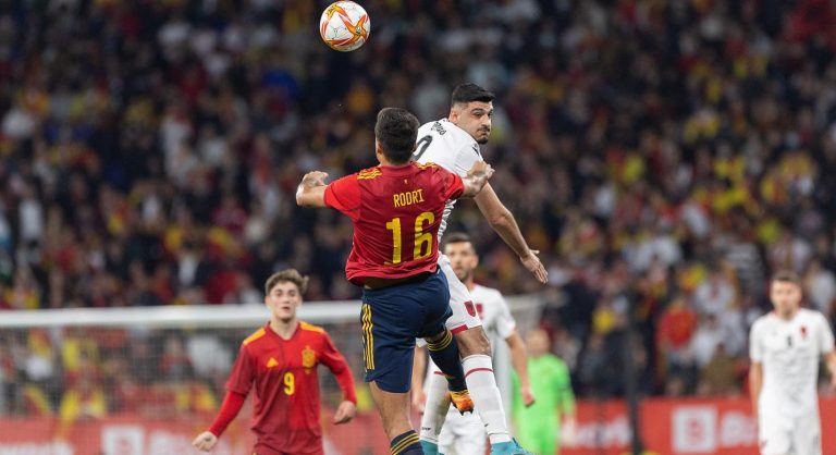 Nuk ka mrekulli në Barcelonë, Spanja mund Shqipërinë në minutën e fundit Nuk ka mrekulli në Barcelonë, Spanja mund Shqipërinë në minutën e fundit