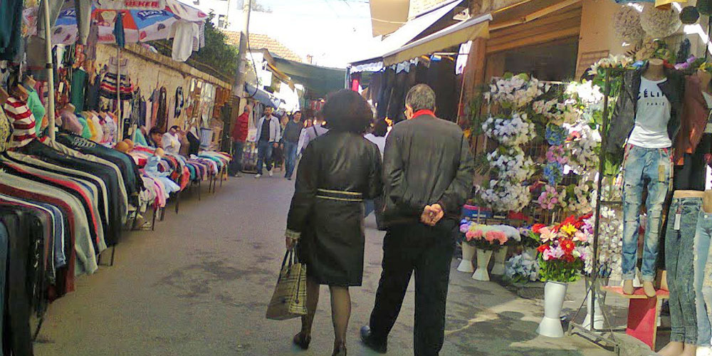 Karmina e shqetësuar se në të ardhmen do shesë vetëm rroba kineze Karmina e shqetësuar se në të ardhmen do shesë vetëm rroba kineze