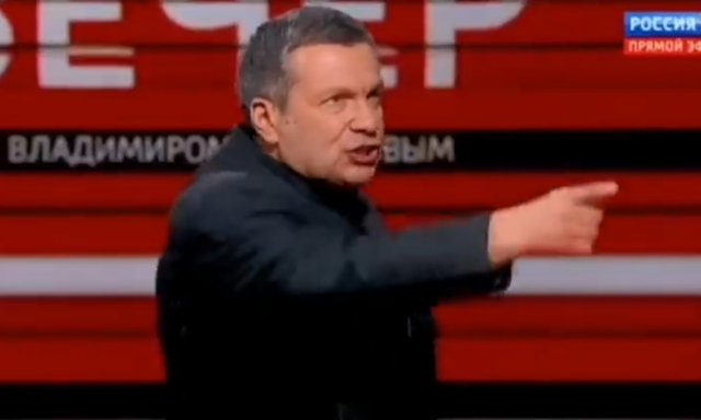 VIDEO/ “Ja çfarë ndodh kur ai përpiqet të kundërpërgjigjet”! Askujt nuk i’a merrte mendja se një gazetar ukrainas të gjente guximi të debatojë në televizionin rus VIDEO/ “Ja çfarë ndodh kur ai përpiqet të kundërpërgjigjet”! Askujt nuk i’a merrte mendja se një gazetar ukrainas të gjente guximi të debatojë në televizionin rus