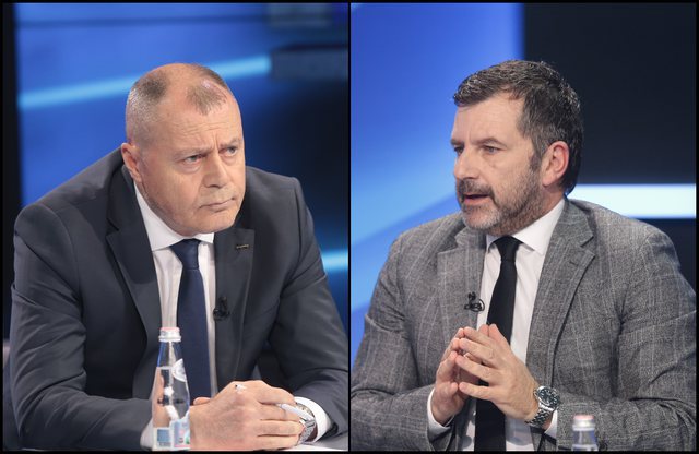 Muç Nano “përplaset” me Bushatin: PD është një parti e vdekur, e mbaruar, ti na flet këtu për “hero” Berishën Muç Nano “përplaset” me Bushatin: PD është një parti e vdekur, e mbaruar, ti na flet këtu për “hero” Berishën