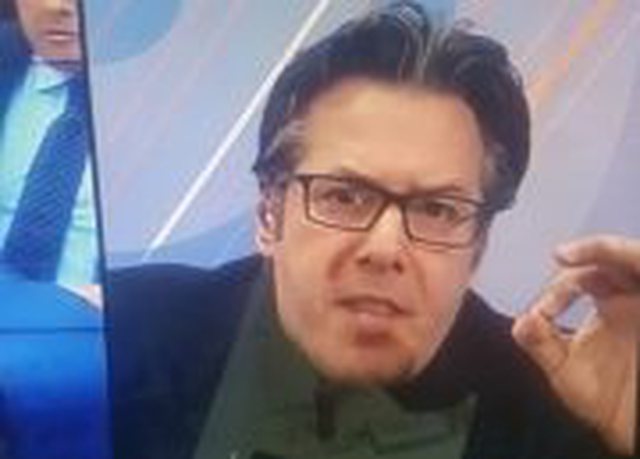 Yuri Kim shpërfill Foltoren, takon Alibeajn! Berisha i vërsul Palokun: Si s’të vjen turp, je arrogante që nuk na respekton Yuri Kim shpërfill Foltoren, takon Alibeajn! Berisha i vërsul Palokun: Si s’të vjen turp, je arrogante që nuk na respekton