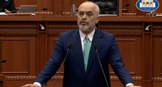 Rama-opozitës: Budallallëku në partinë tuaj sëmundje ngjitëse! Nuk e kam pritur që të merrni flamurin e luftës kundër Amerikës, degradim i një kopeje Rama-opozitës: Budallallëku në partinë tuaj sëmundje ngjitëse! Nuk e kam pritur që të merrni flamurin e luftës kundër Amerikës, degradim i një kopeje