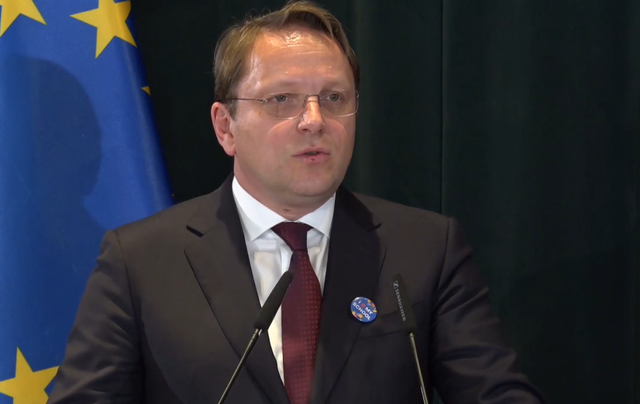 “Po talleni me Shqipërinë”! Komisioneri Varhelyi bën thirrje për durim: BE po tallet me veten jo me ju