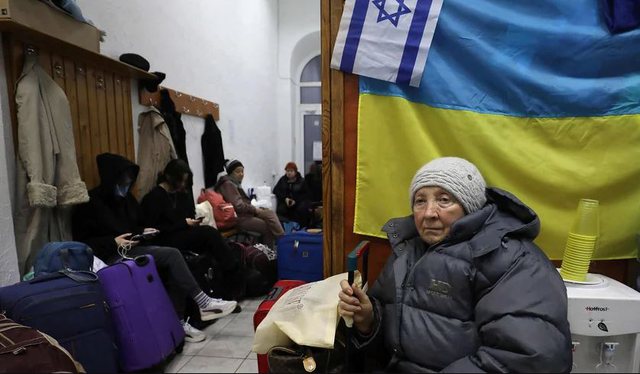Duke ikur nga brutaliteti i Rusisë, ukrainasit që arrijnë në Izrael përballen me një surprizë të tmerrshme Duke ikur nga brutaliteti i Rusisë, ukrainasit që arrijnë në Izrael përballen me një surprizë të tmerrshme