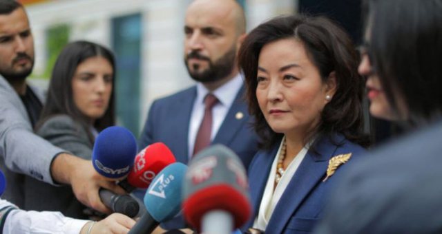 Ambasada amerikane në Tiranë reagon për raportin e DASH dhe thumbon Berishën Ambasada amerikane në Tiranë reagon për raportin e DASH dhe thumbon Berishën